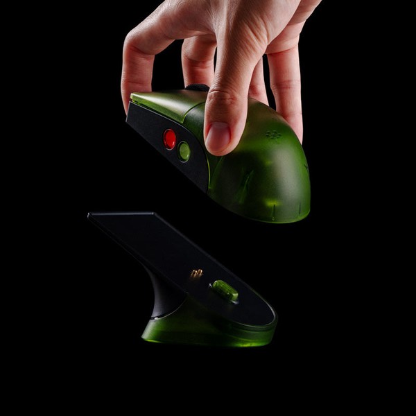 nShop bán Chuột Không Dây 8BitDo Retro R8 Mouse Xbox Edition kèm dock sạc đa năng kích sóng