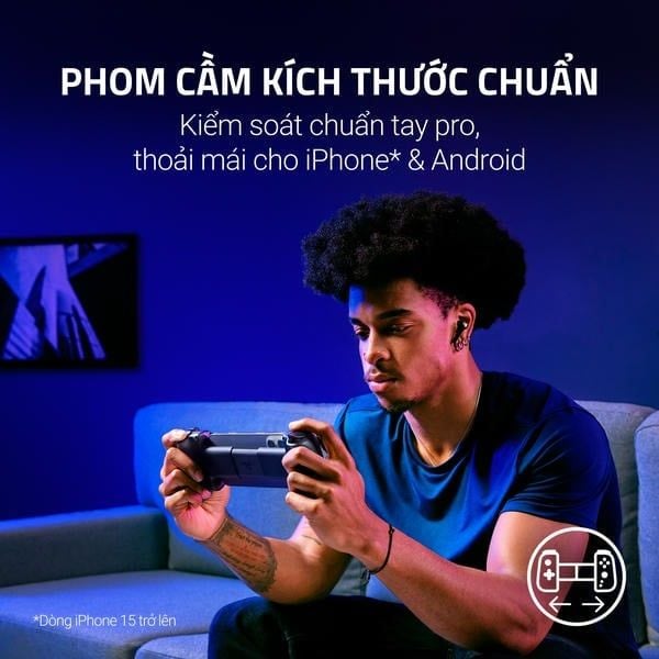 Phom cầm kích thước chuẩn trên tay cầm Razer Kishi V3 nShop