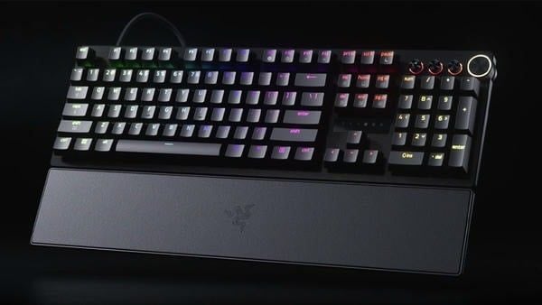 Razer Huntsman V3 Pro 8KHz kèm đệm kê tay nam châm tại nShop