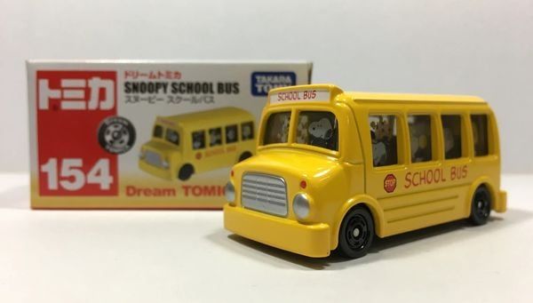 review xe Dream Tomica 154 Snoopy School Bus