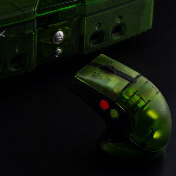 nShop bán Chuột Không Dây 8BitDo Retro R8 Mouse Xbox Edition thích hợp trang trí không gian gaming vintage