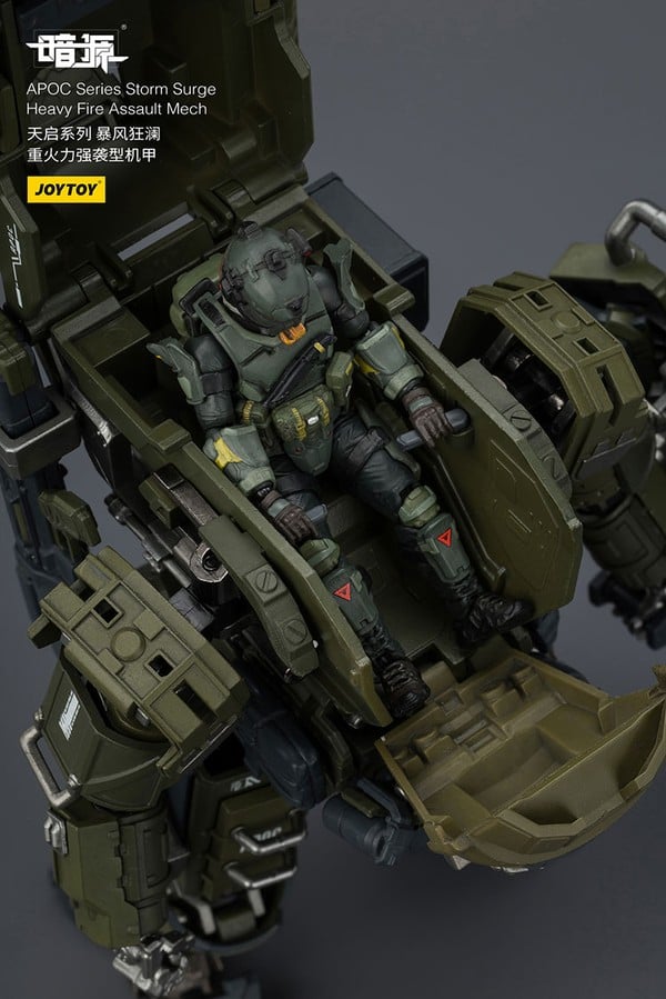 cận cảnh Mô hình JOY TOY JT01963 Steel Ride Corps Assaulter Karl trong buồng lái APOC Series Storm Surge Heavy Fire Assault Mech ST-8616
