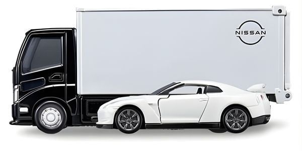 Tomica Premium Tomica Transporter Nissan GT-R Được Bán Tại nShop