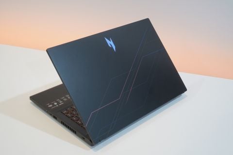 Từ giảng đường đến đồ án tốt nghiệp: Laptop cần thay đổi như thế nào qua 4 năm đại học?