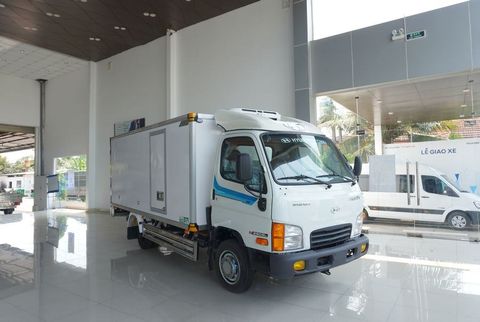 Hyundai Mighty N250SL – Giải Pháp Vận Tải Linh Hoạt, Thùng Inox Bền Bỉ Theo Thời Gian