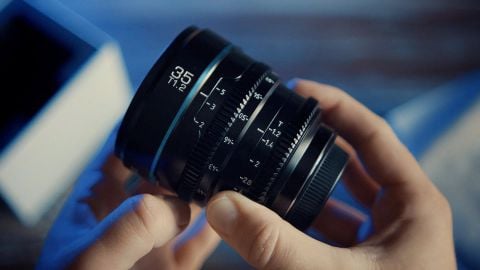 Đánh giá ống kính cine SIRUI Night Walker