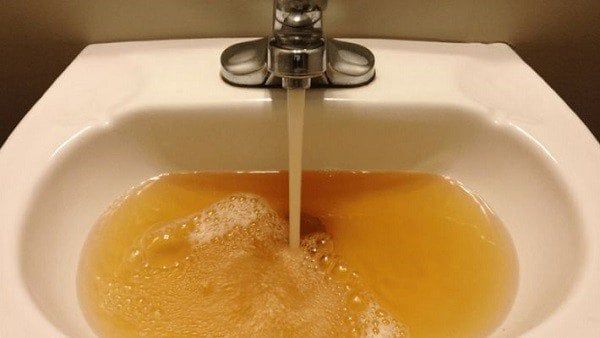 Cách lọc nước phèn an toàn cho sinh hoạt và ăn uống