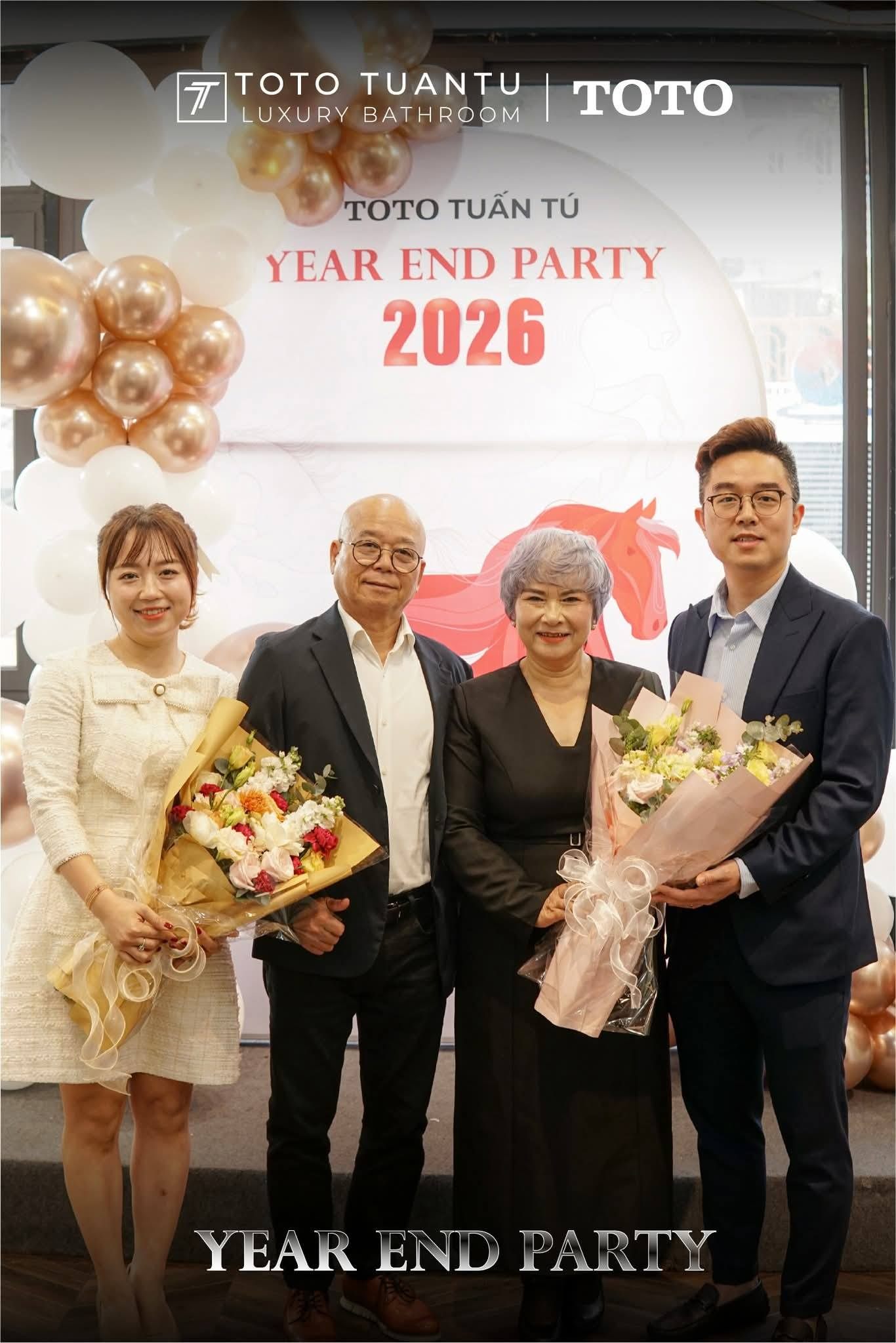 TIỆC CUỐI NĂM TOTO TUẤN TÚ