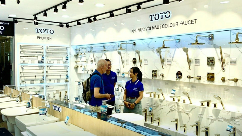 Dịch vụ tư vấn kỹ thuật và hỗ trợ lắp đặt bồn cầu trọn gói tại TOTO Tuấn Tú