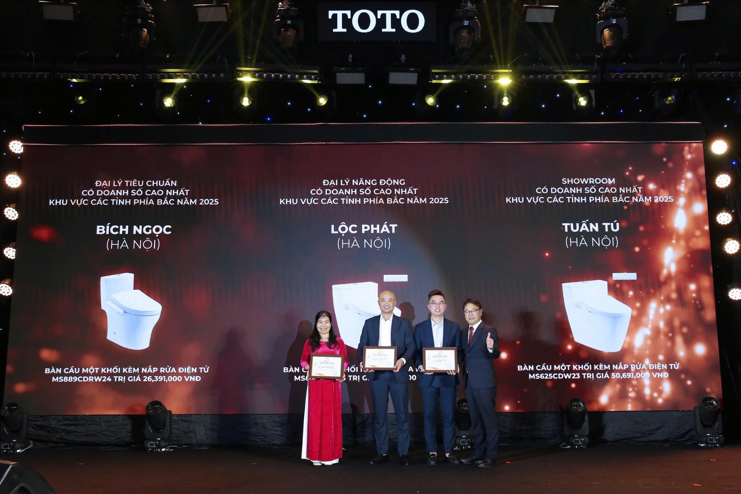 TOTO Tuấn Tú nhận giải thưởng năm 2025