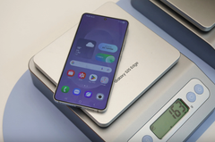 Cuộc đua smartphone siêu mỏng chấm dứt?