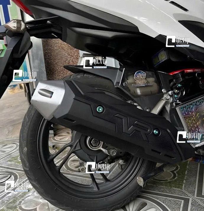 [Kiểu Thái] Ốp Che Pô Vario 2018 - 2025 125cc 150cc [Đen Nhám] MS6882