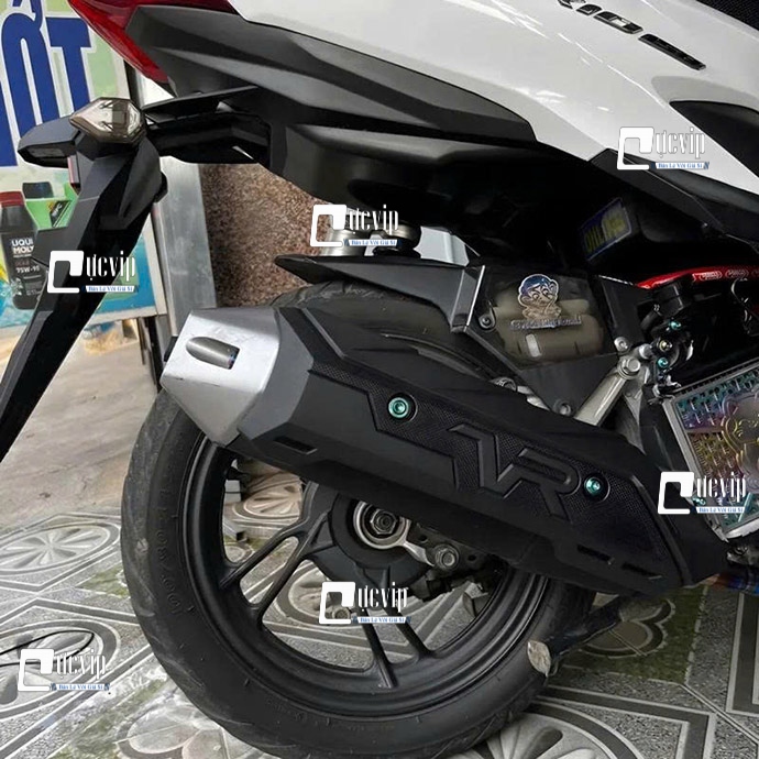 [Kiểu Thái] Ốp Che Pô Vario 2018 - 2025 125cc 150cc [Đen Nhám] MS6882