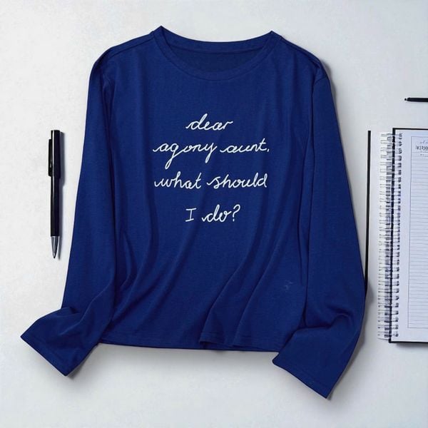 Porno aktrisa Zarina onlayn Yotoqxonada mast jinsiy aloqa