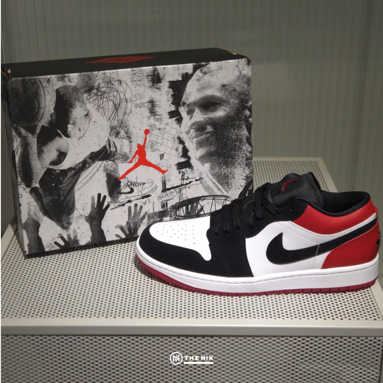 Air Jordan 1 Low Black Toe New, Jordan 1 Low Black Toe, IB8971-106, Jordan special box, upgraded leather Jordan 1 Low, Jordan heel logo, Black Toe Jordan Low