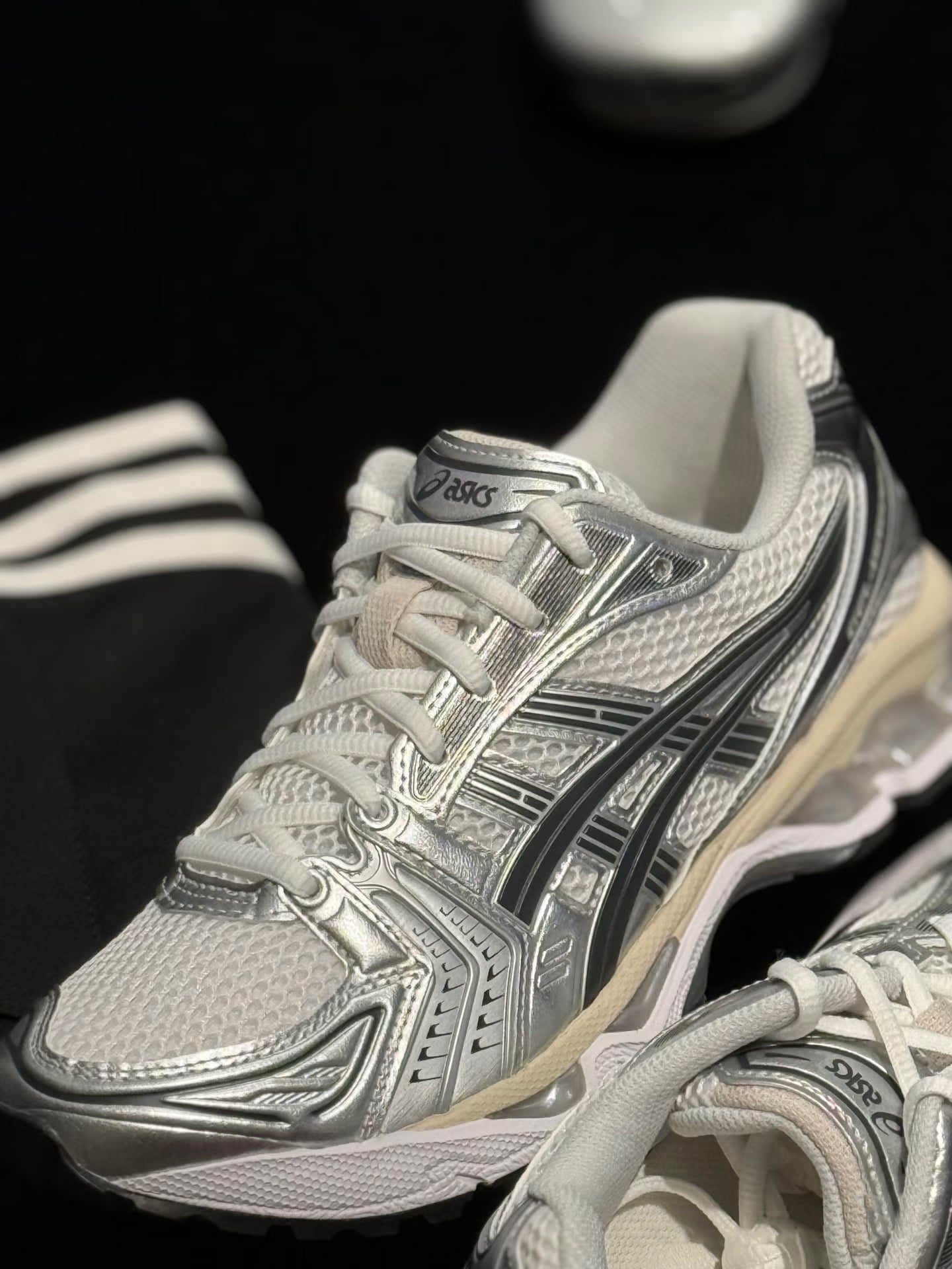 Asics Gel Kayano 14 White & Graphite Grey - 1203A537-110