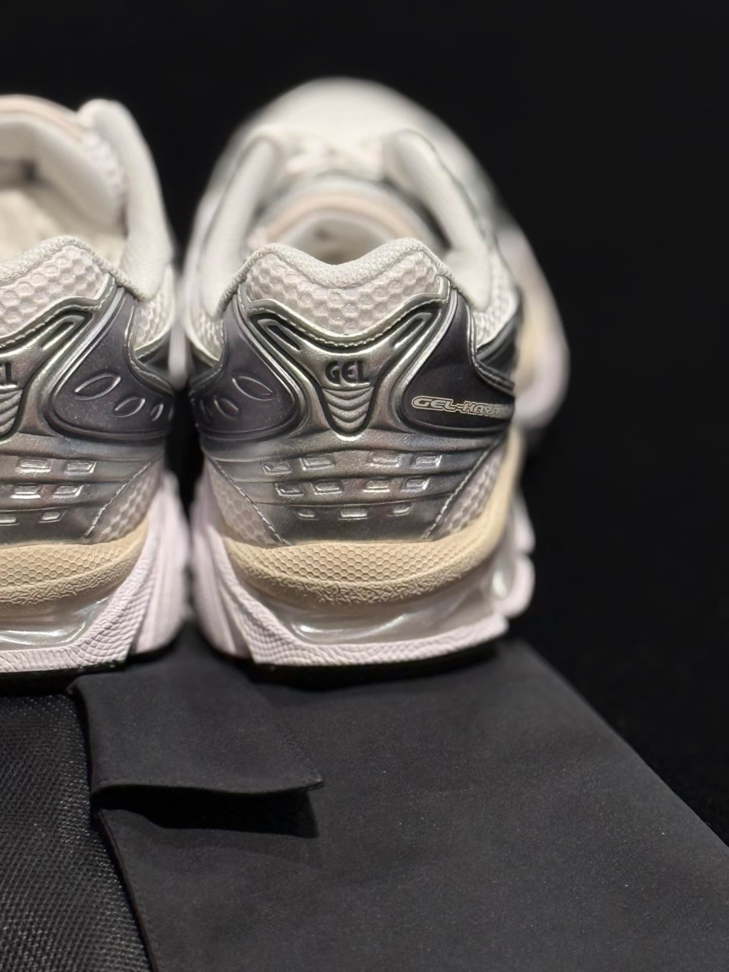 Asics Gel Kayano 14 White & Graphite Grey - 1203A537-110