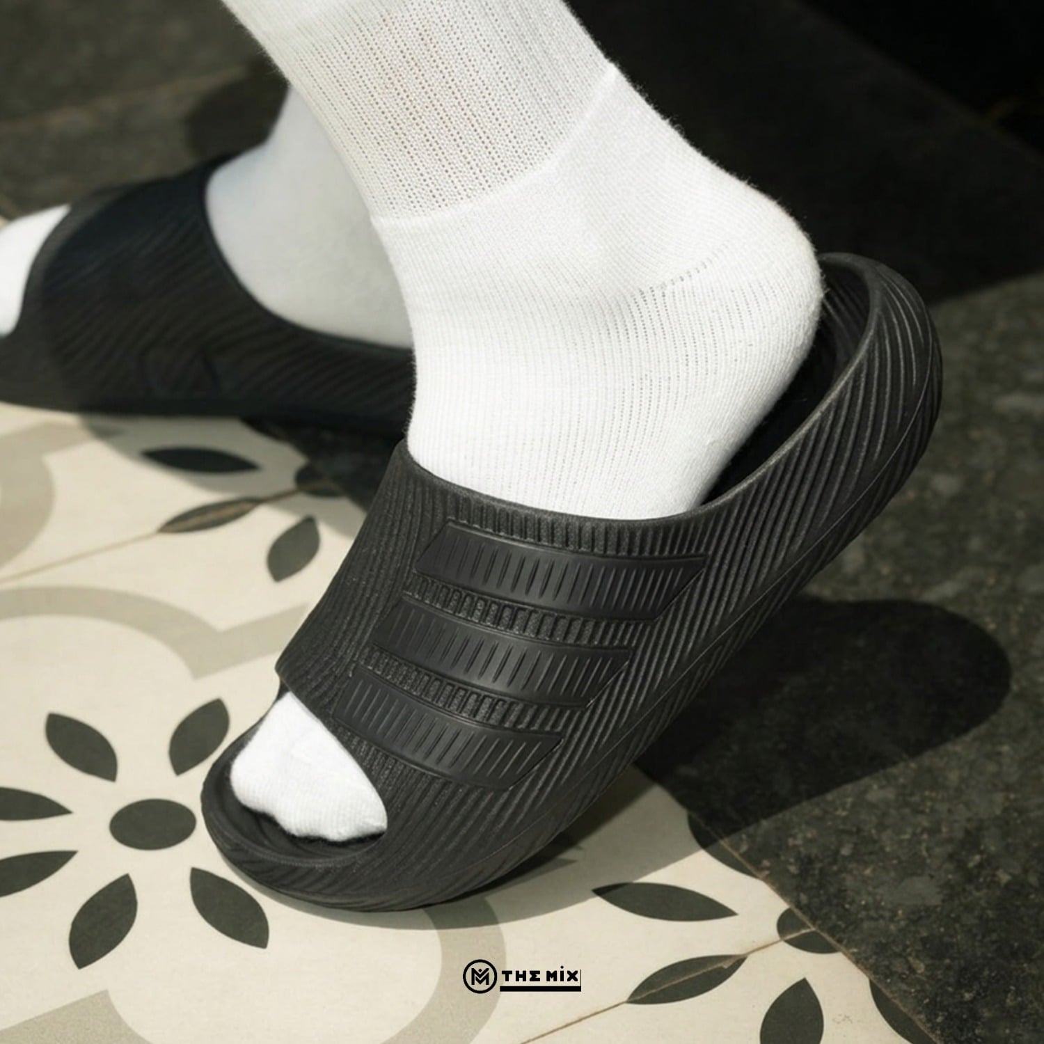 Adidas Purechill Slides All Black, Adidas Purechill KI0055, dép adidas all black, adidas slides chính hãng, dép adidas mới ra mắt Việt Nam, dép adidas đen