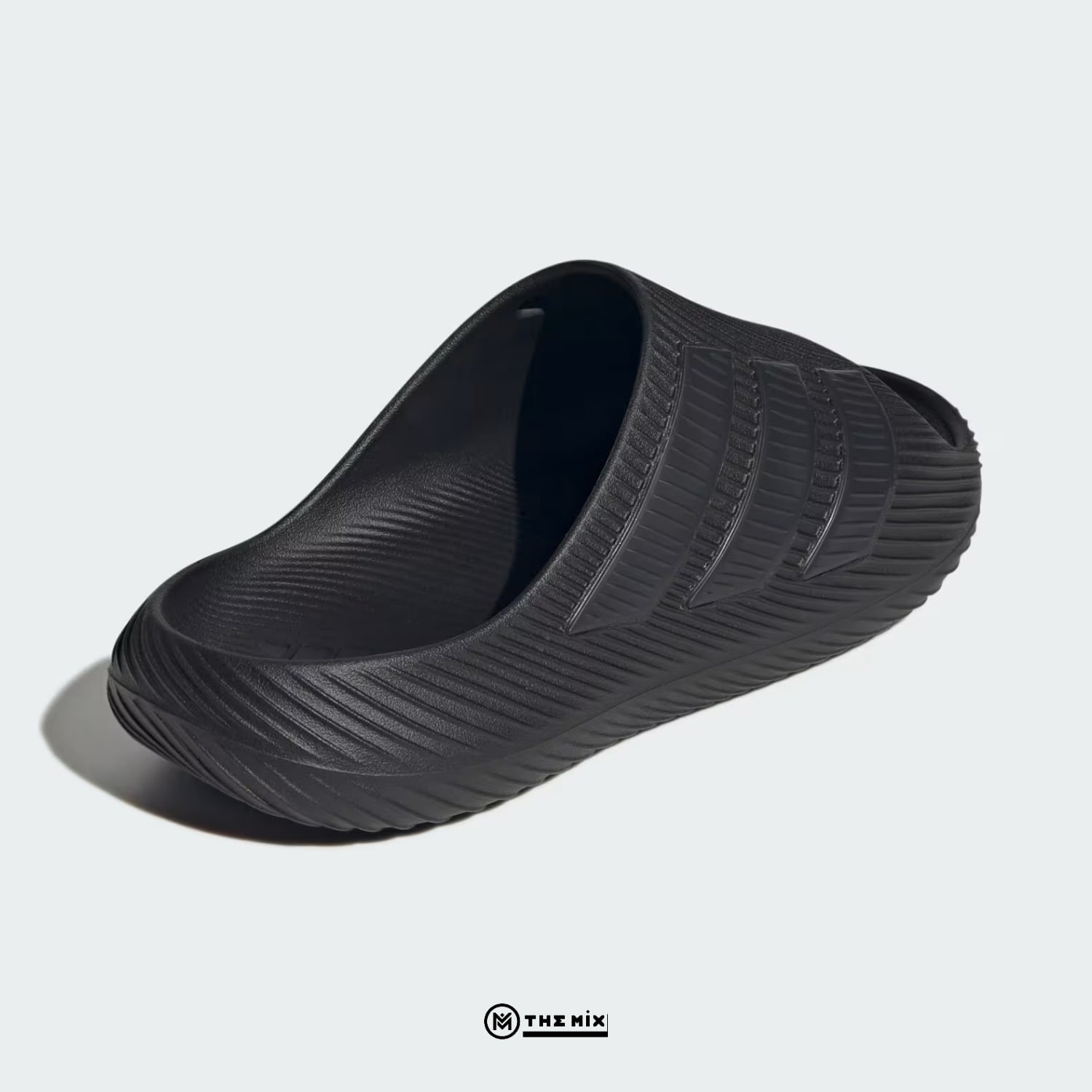 Adidas Purechill Slides All Black, Adidas Purechill KI0055, dép adidas all black, adidas slides chính hãng, dép adidas mới ra mắt Việt Nam, dép adidas đen