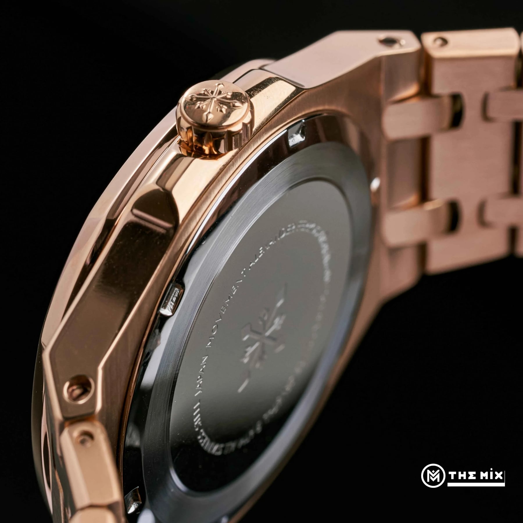 Đồng Hồ Alexander Ferros 6152R/16 - 33mm - Guilloché Flamingo Gold