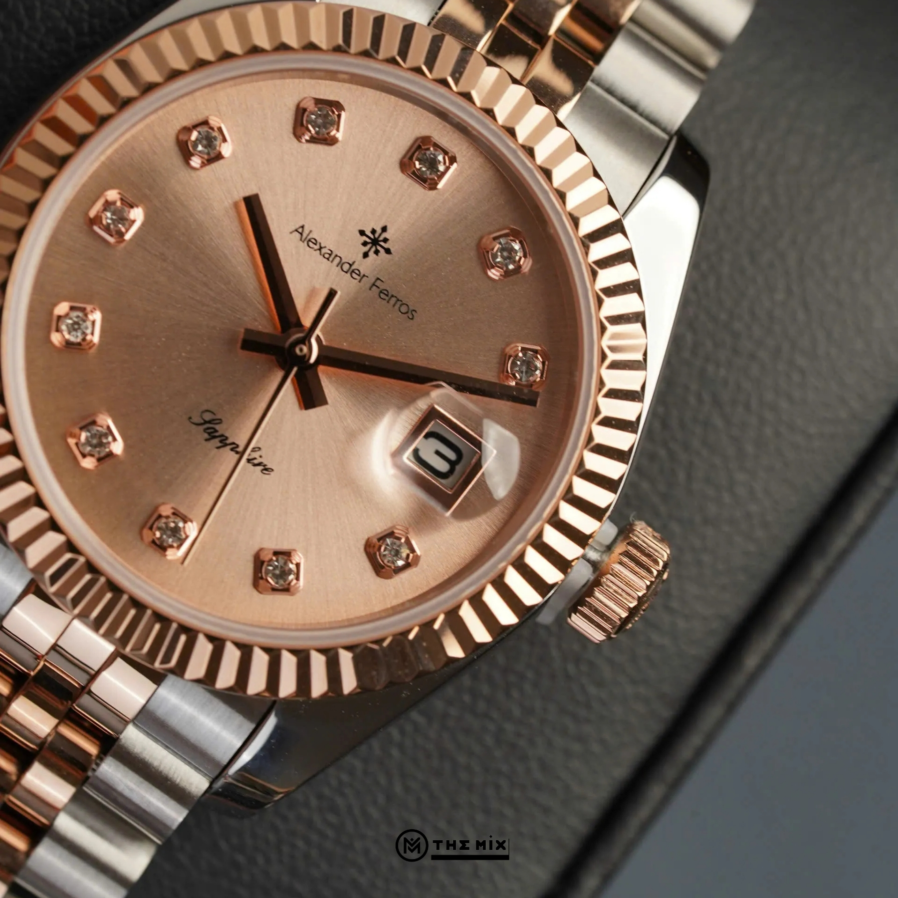 Đồng Hồ Alexander Ferros 8222D/16 - 31mm Light Sunburst Dial Fluted