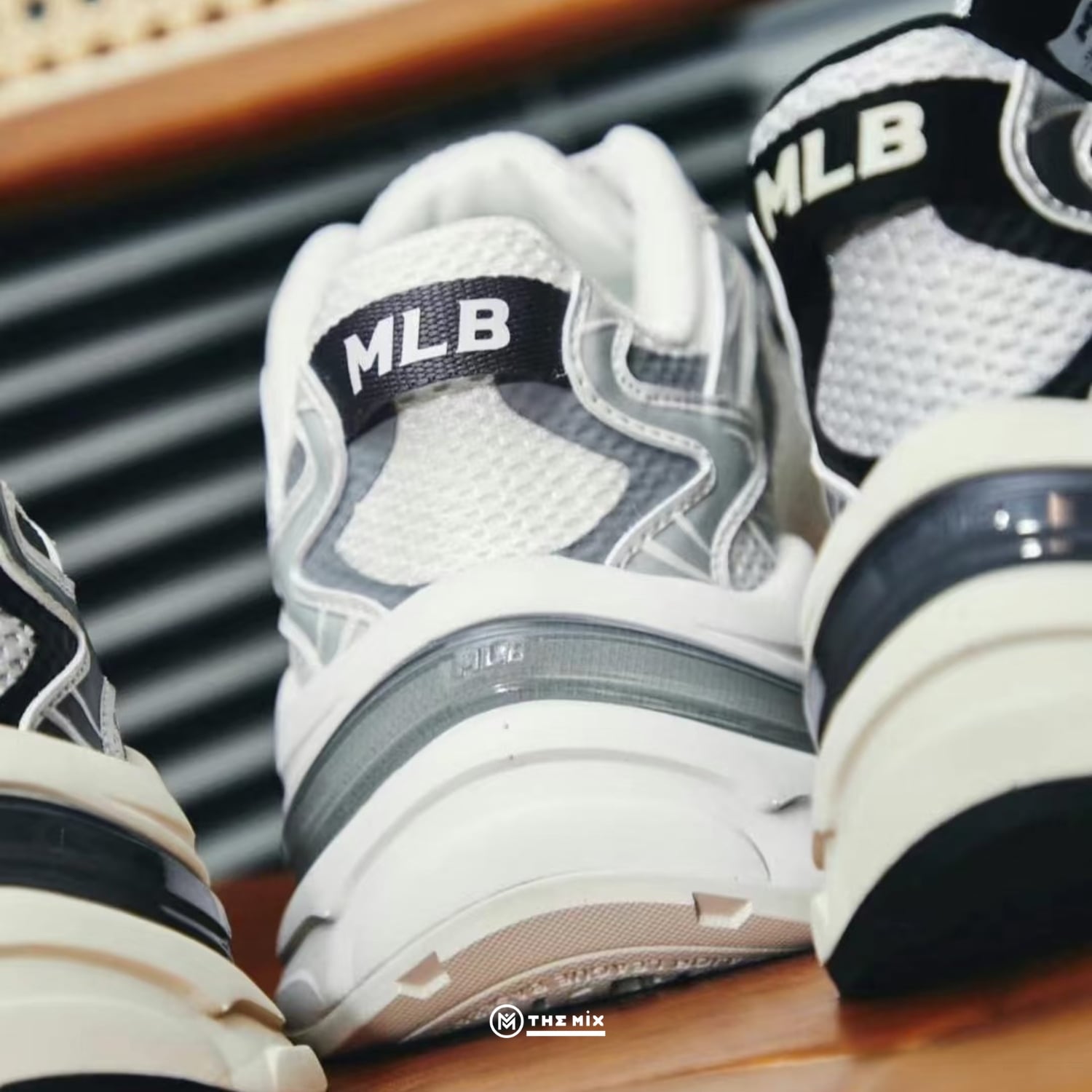 MLB Curve Runner NY Trắng Xám 2025, MLB 3ARNSPL4N-50WHS, MLB Curve Runner, MLB NY White Grey, sneaker MLB trắng xám, New York Yankees sneaker, MLB Korea 2025