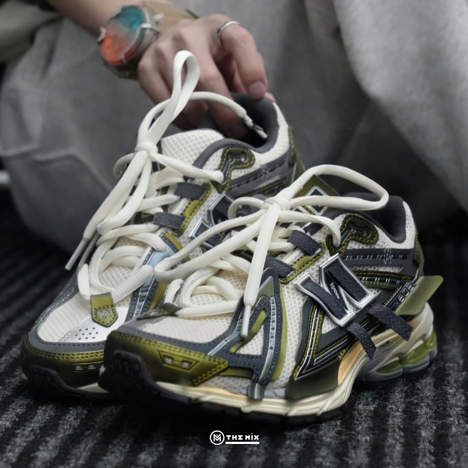 New Balance 1906 Olive Juice And Sea Salt, New Balance 1906ANC, NB 1906 olive, retro running sneaker, New Balance lifestyle sneaker