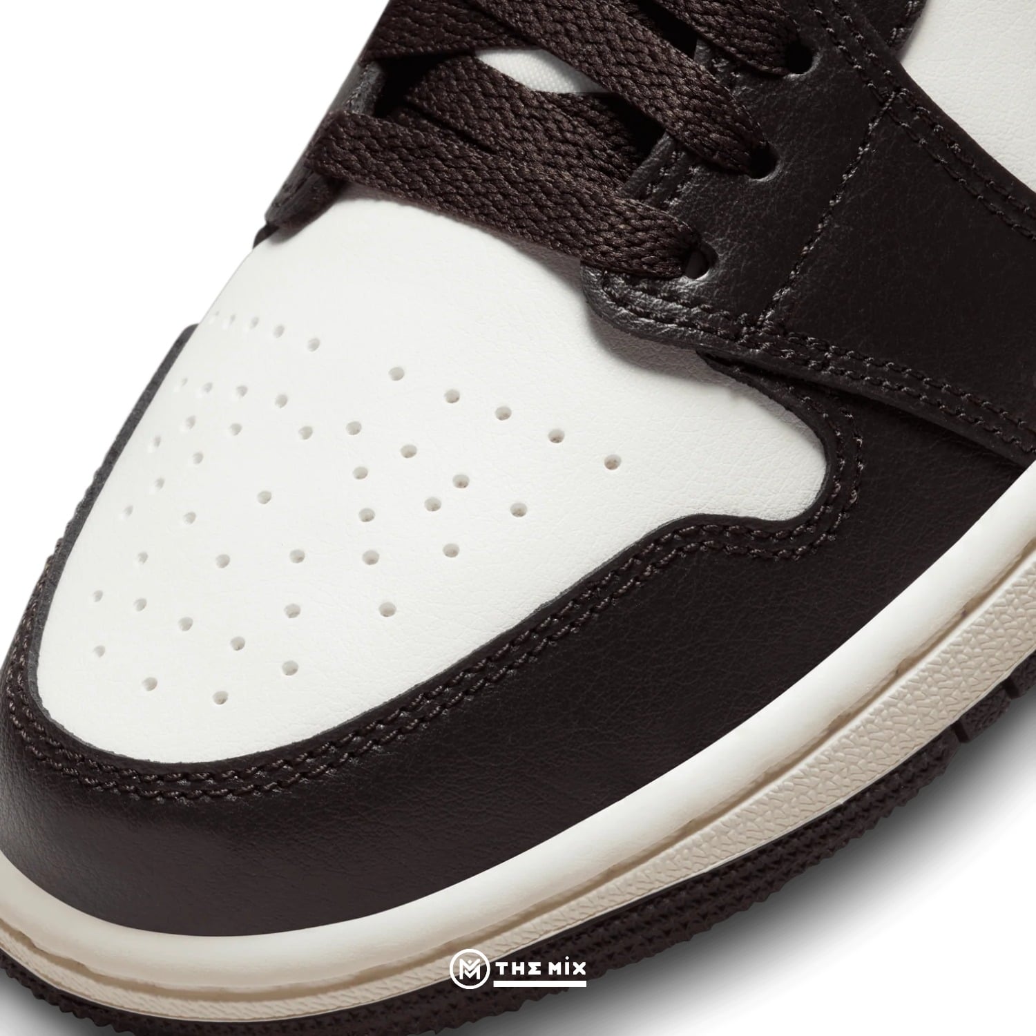 Nike Air Jordan 1 Low Shadow Brown, Jordan 1 Low Shadow Brown, DC0774-200, brown Jordan sneaker, earth tone sneaker, Air Jordan lifestyle sneaker, sneaker chính hãng