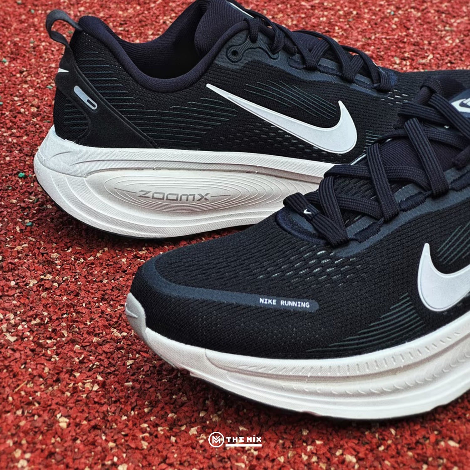 Nike Air Zoom Vomero 18 Black Coconut Milk HM6803-007