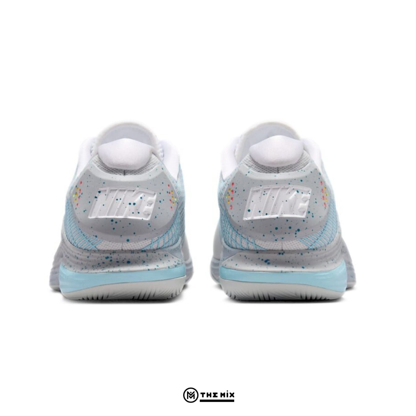Nike Zoom Vapor 12 Hypersmash “Mag” HV1488-001 là giày tennis/court performance với Zoom Air, form gọn, phản hồi nhanh và phối màu futuristic nổi bật.