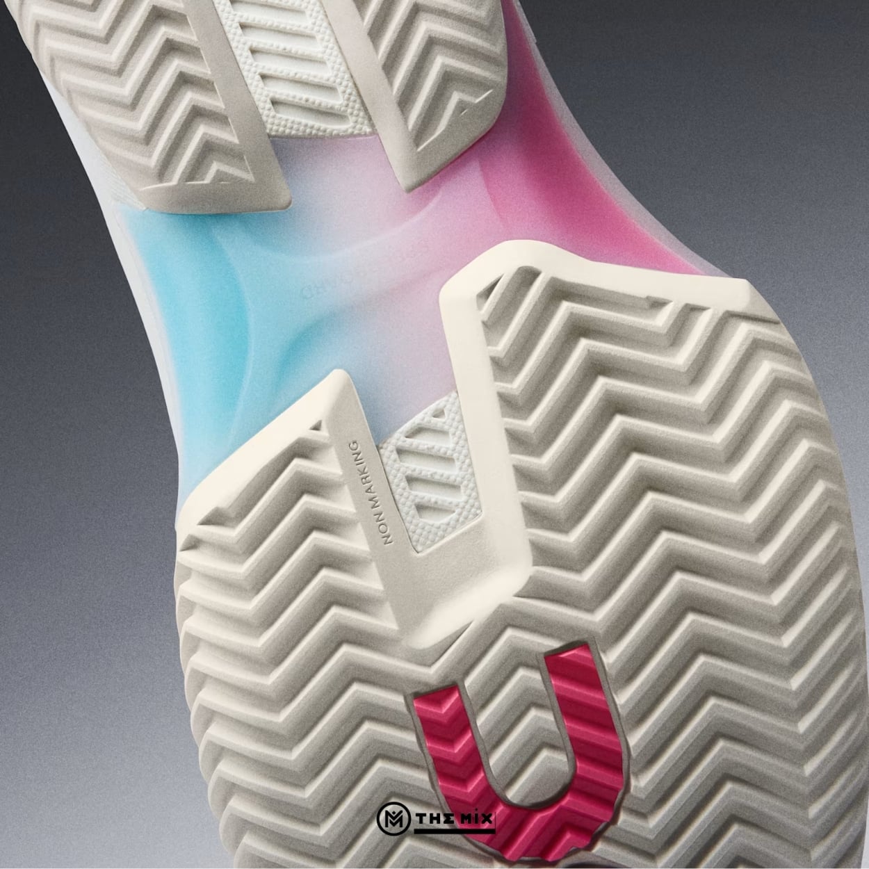 On The Roger Pro Fire Clay Artic/Pink - 3WF30593496