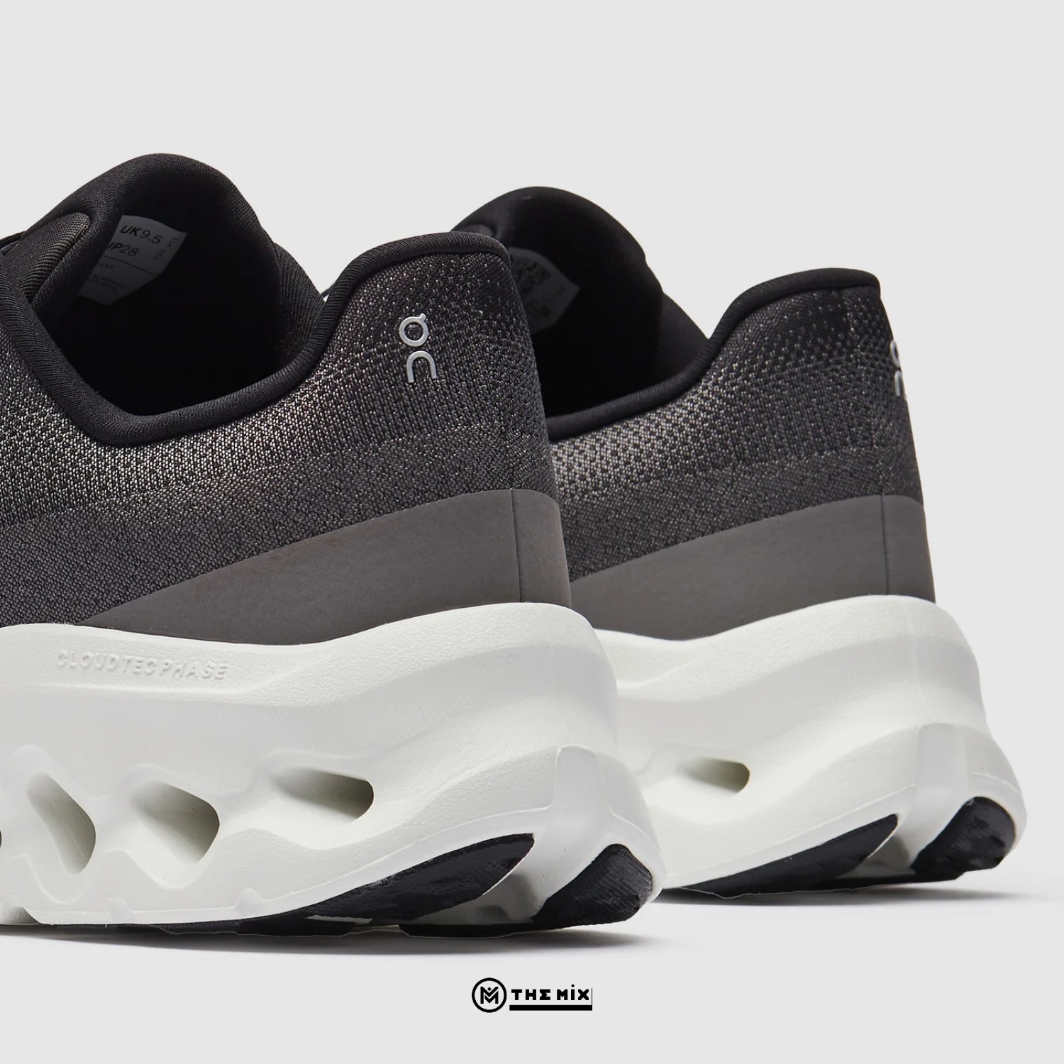 ON Running Cloudtilt, Black Asphalt Core, 3ME10100397, CloudTec Phase, Helion superfoam, Swiss sneaker