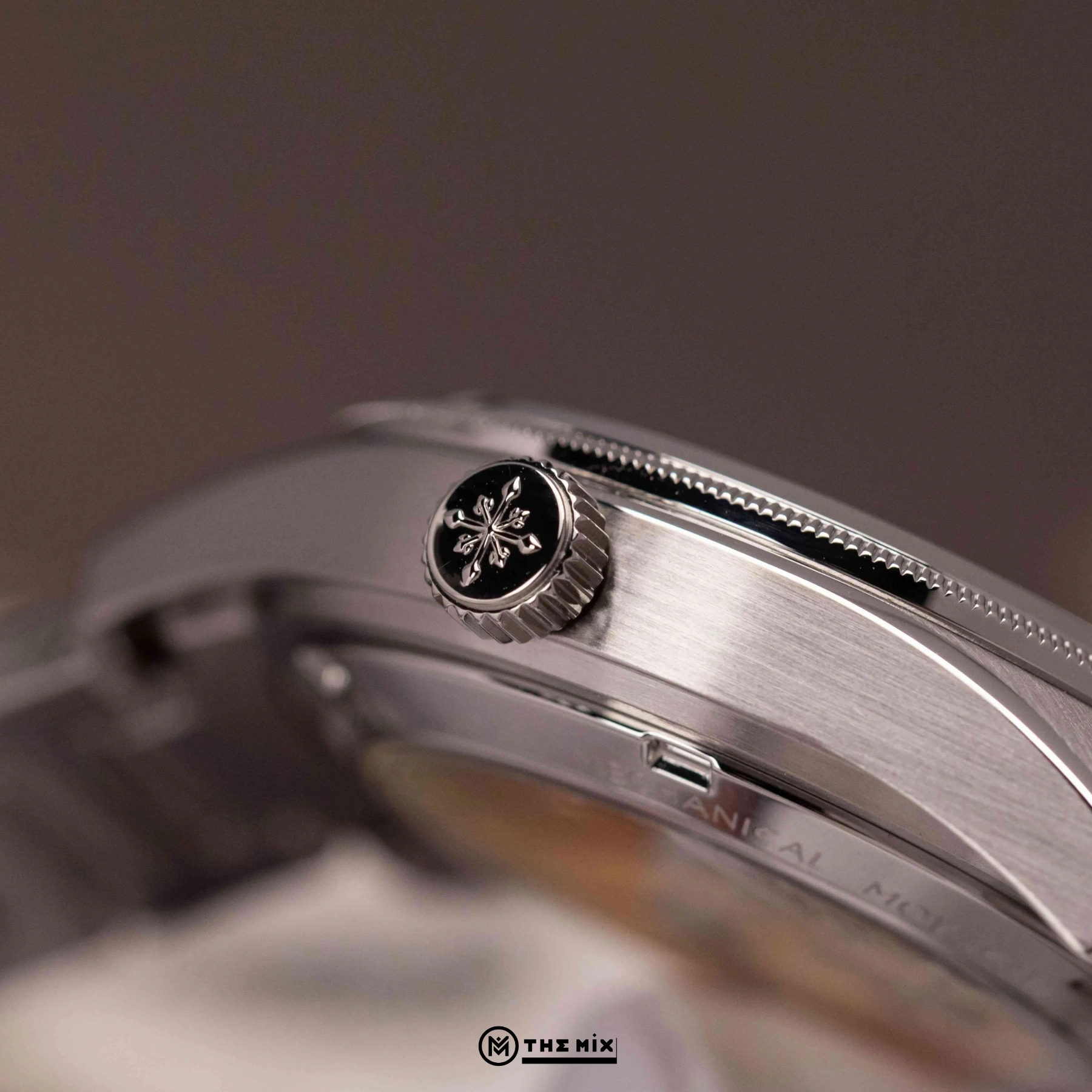Đồng Hồ Alexander Ferros 9262S/05 - 40mm White Navy Automatic Skeleton