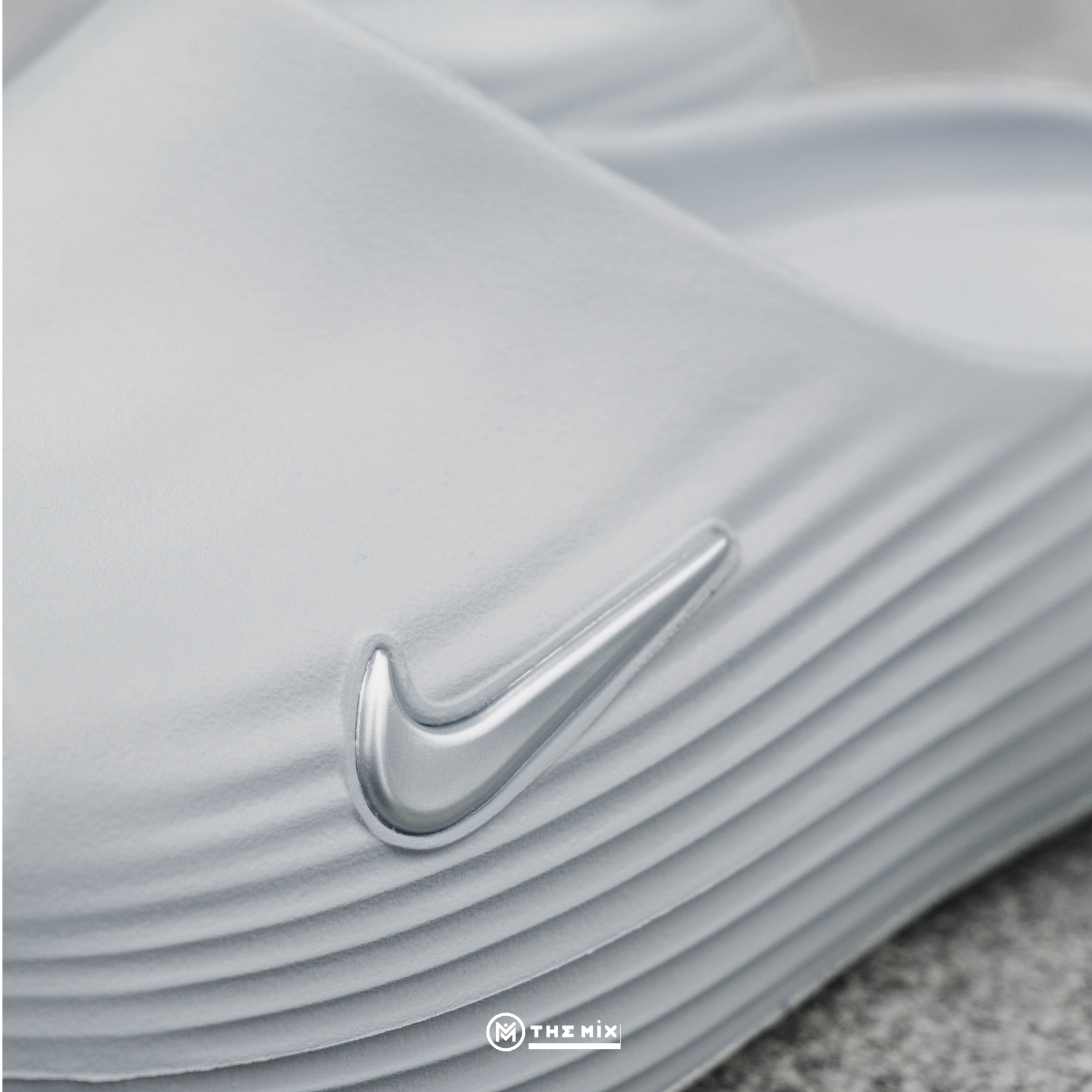 Nike ReactX Rejuven8 Slide Triple Black -  HV4484-001