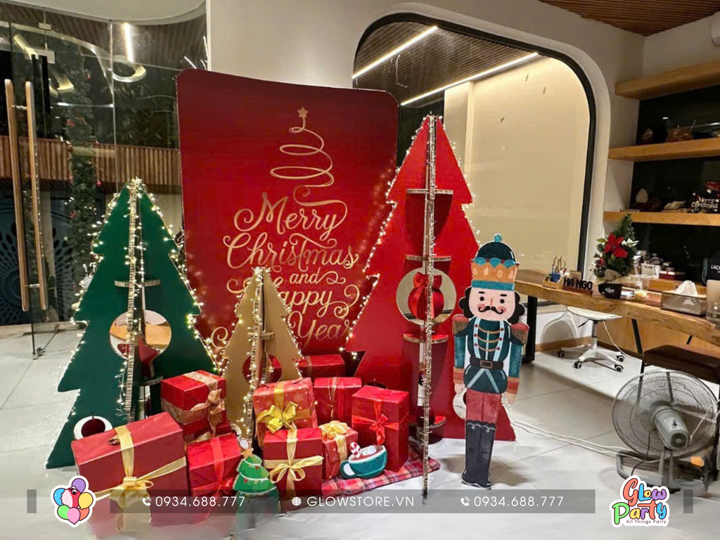 cay-thong-noel-bang-carton-80cm