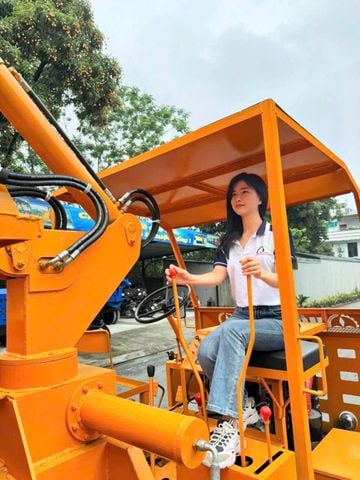 Máy trộn bê tông tự cấp liệu – “lời đồn” hay giá trị thật?