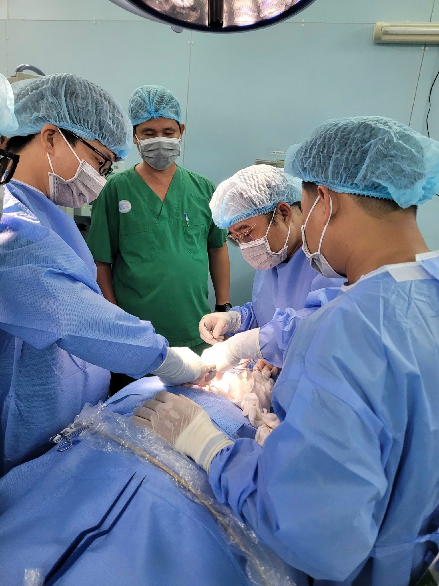 Bệnh viện Hạnh Phúc triển khai thành công kỹ thuật hóa trị cho bệnh nhân ung thư trực tràng di căn