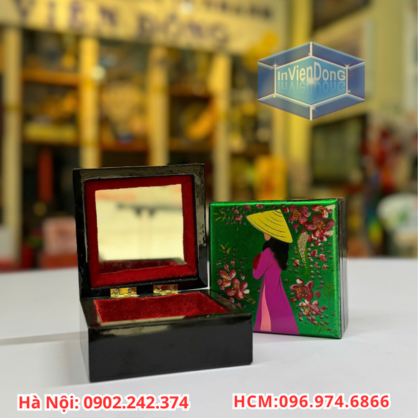 hop-vuong-son-mai-dung-trang-suc-co-guong.jpg