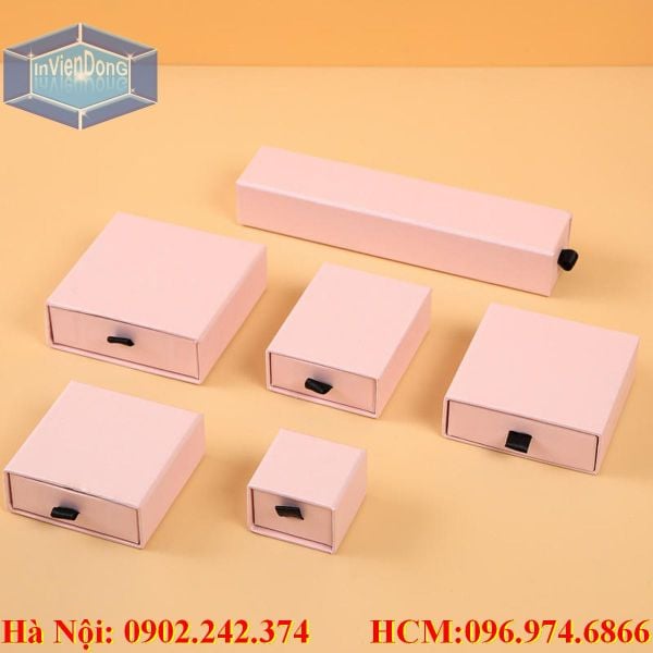 in-hop-dung-trang-suc-theo-yeu-cau-ha-noi.jpg