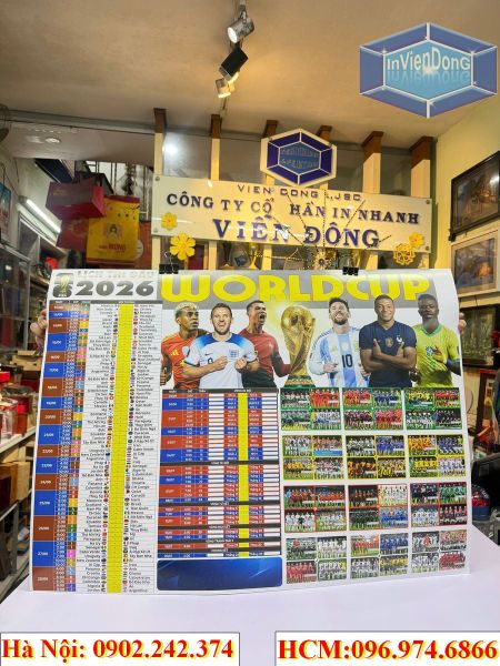 cho-mua-lich-world-cup-kho-lon-in-nhanh-vien-dong