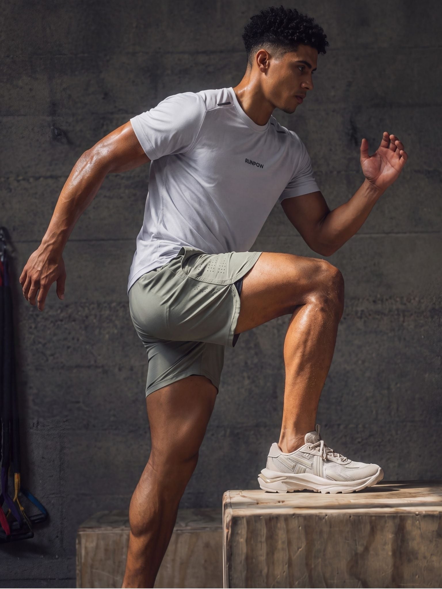 Quần Short Nam RUNPOW Active Core