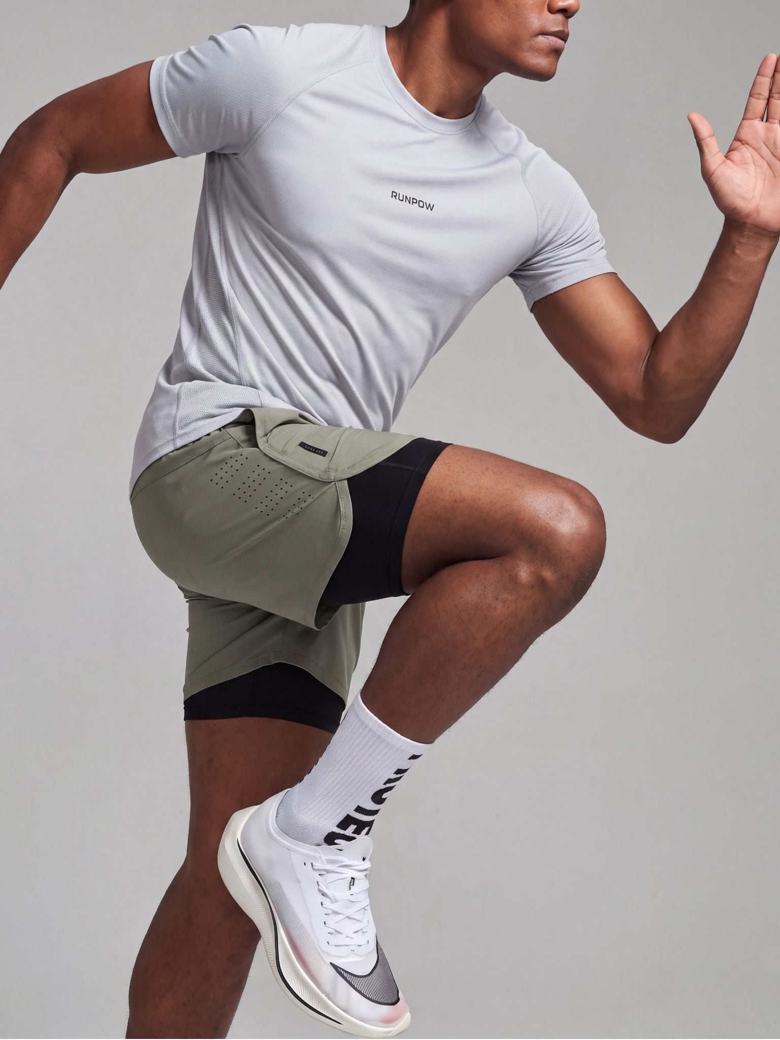 Quần Short Nam RUNPOW Active Core
