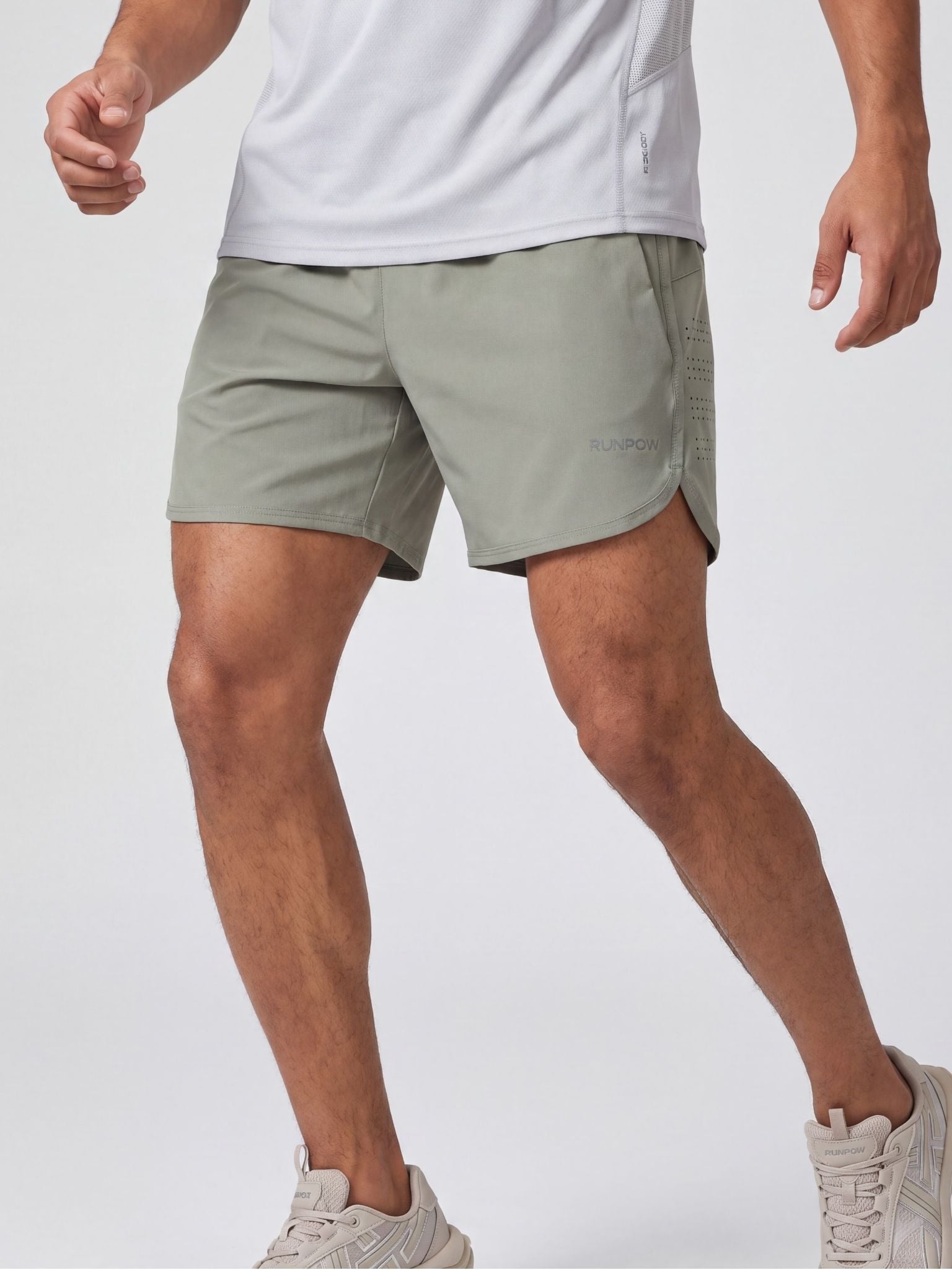 Quần Short Nam RUNPOW Active Core