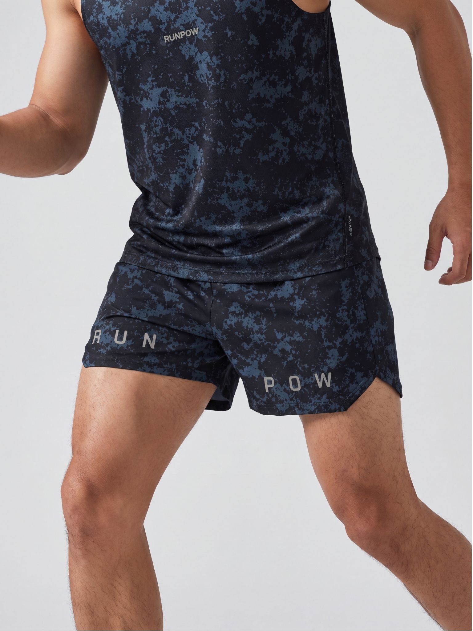 Quần Short Nam RUNPOW In Camo