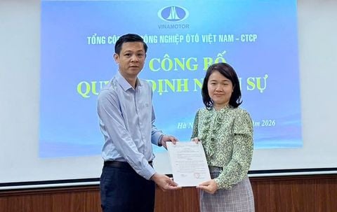 BỔ NHIỆM KẾ TOÁN TRƯỞNG TỔNG CÔNG TY CÔNG NGHIỆP ÔTÔ VIỆT NAM - CTCP