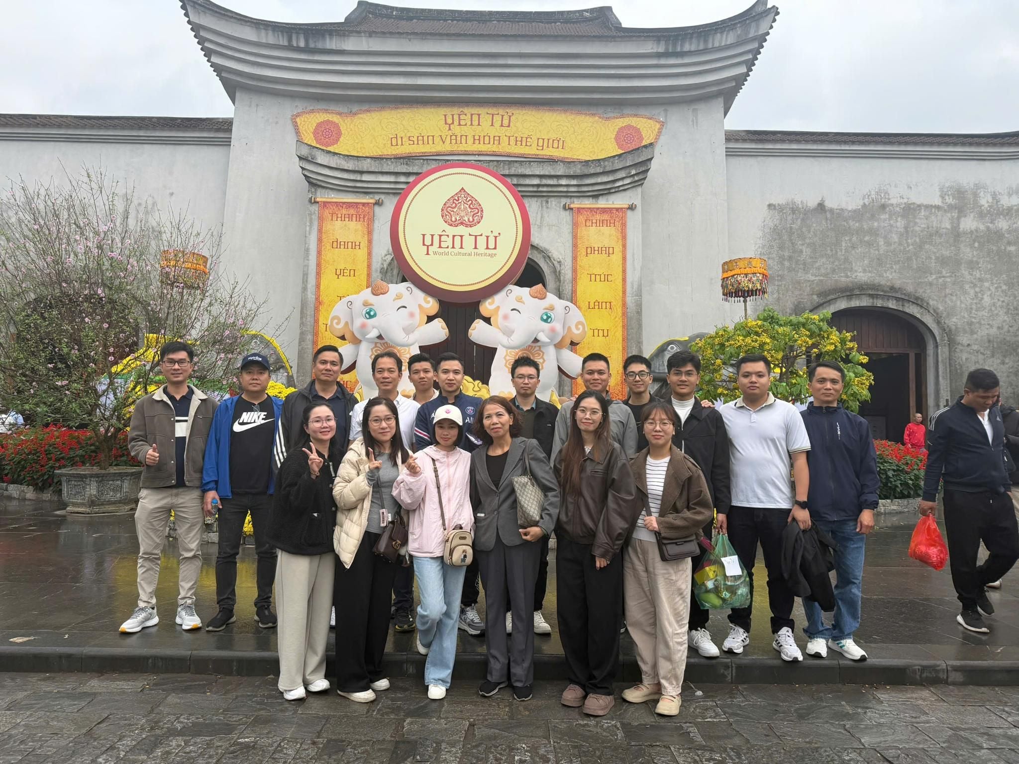 HÀNH TRÌNH ĐI LỄ ĐẦU NĂM BÍNH NGỌ CỦA CÔNG TY CỔ PHẦN ĐẦU TƯ VÀ PHÁT TRIỂN CÔNG NGHỆ BÁCH VIỆT