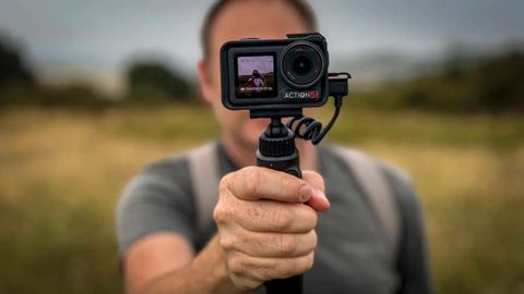 Action Cam Camera DJI - Sản phẩm nào sẽ phù hợp cho người quay Vlog, câu cá?