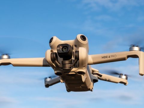 Flycam DJI Mini Cũ – Nhỏ Gọn, Dễ Bay, Quay Video Đẹp