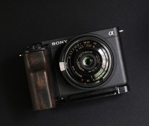 Sony ZV-1 cũ – Có còn đáng mua trong năm 2025?