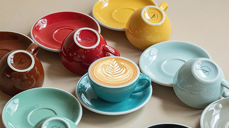ly sứ latte
